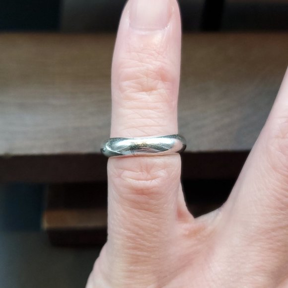 Size 4.25 925 Sterling Silver Dainty Plain Ring - Picture 1 of 5